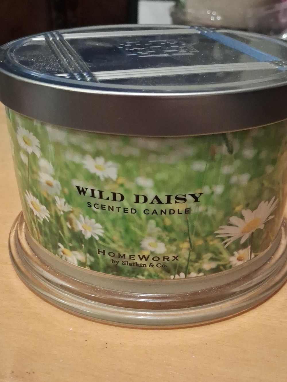 HomeWorx Wild Daisy Scented Candle - Green